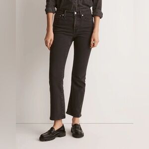 Madewell Tall Kick Out Crop Jeans in Starkey Wash